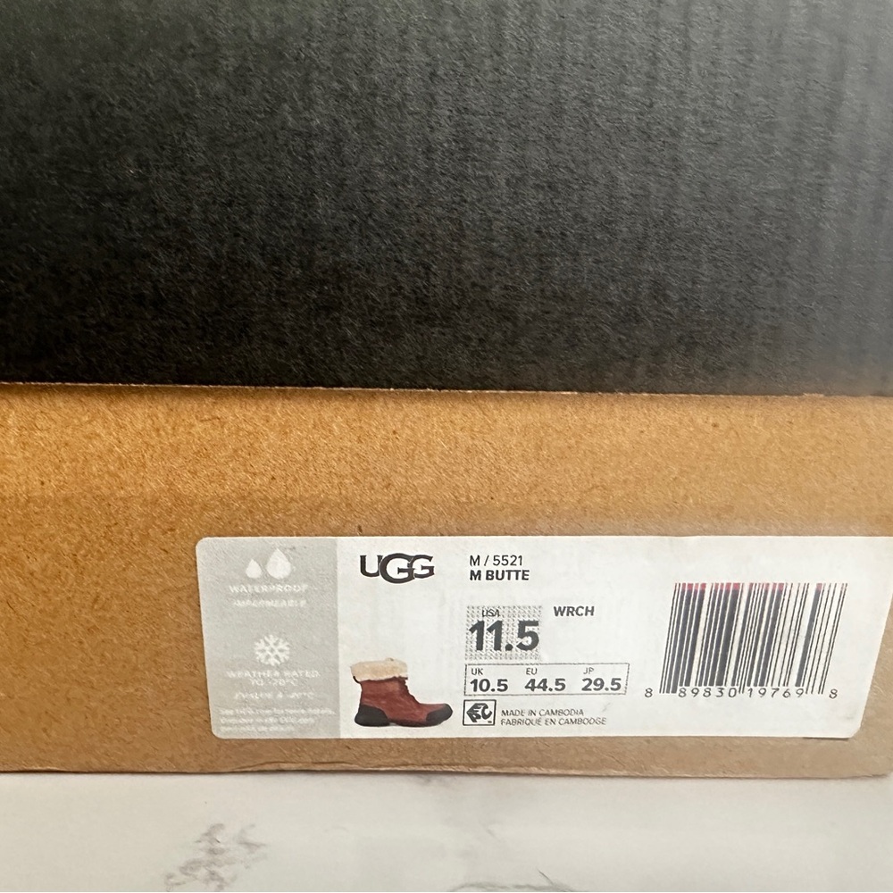 UGG M Butte Boots - Chestnut